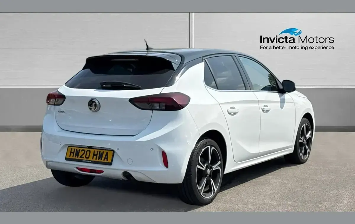 Used Vauxhall Corsa Elite 100 HP (73 kW) 2020 Jade white gloss Hatchback