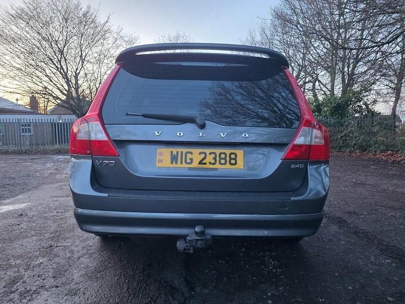 Used Volvo V70 SE 163 HP (119 kW) 2008 Grey Estate