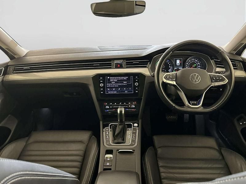 Used VW Passat GTE 218 HP (160 kW) 2022 Grey Estate