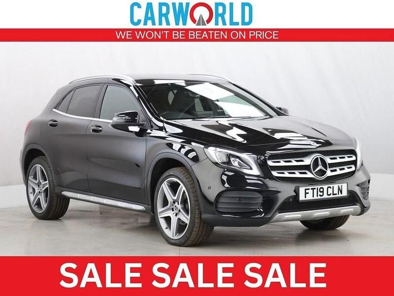 Black Used 2019 Mercedes GLA200 AMG line SUV | £16,937 (Fair price) - Image 1/3