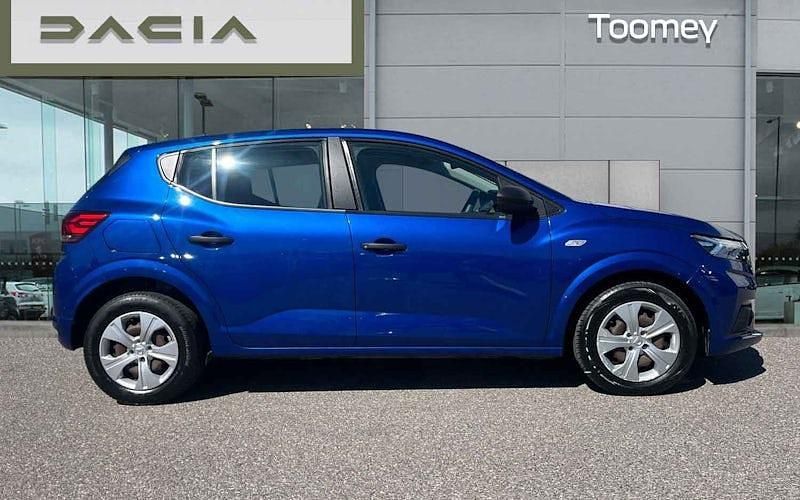 Gebraucht Dacia Sandero Essentiel 91 PS (66 kW) 2025 Kleinwagen