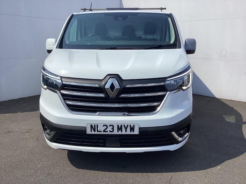 Used Renault Trafic 2023 White MPV