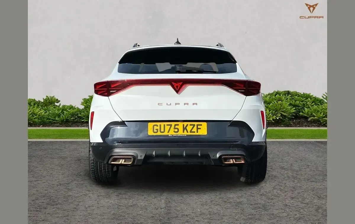 Used Cupra Formentor 200 HP (147 kW) 2025 White SUV