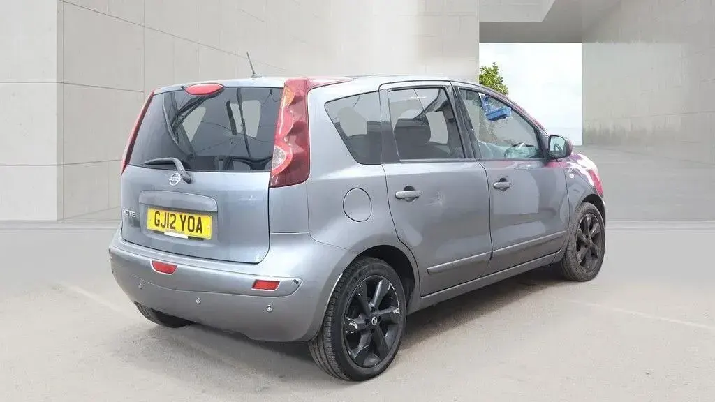 Used Nissan Note N-TEC 110 HP (80 kW) 2012 Grey Hatchback