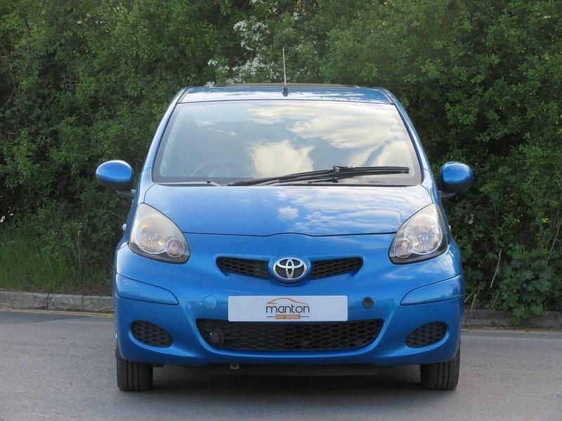 Used Toyota Aygo 67 HP (49 kW) 2010 Other Hatchback