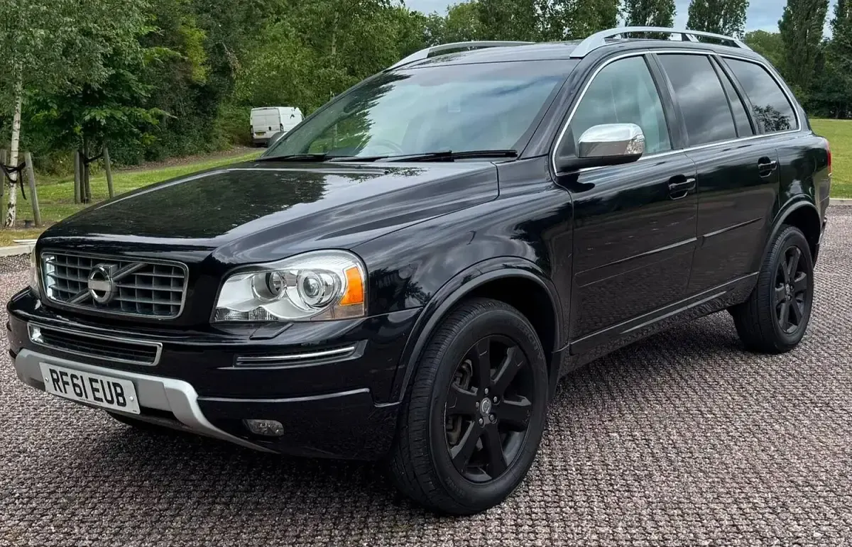 Used Volvo XC90 SE 200 HP (147 kW) 2012 Black SUV