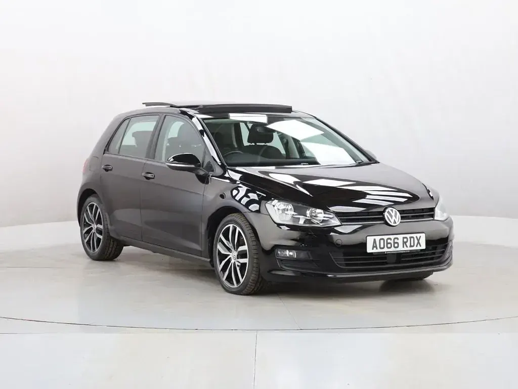 Used VW Golf VII Edition 125 HP (91 kW) 2016 Black Hatchback
