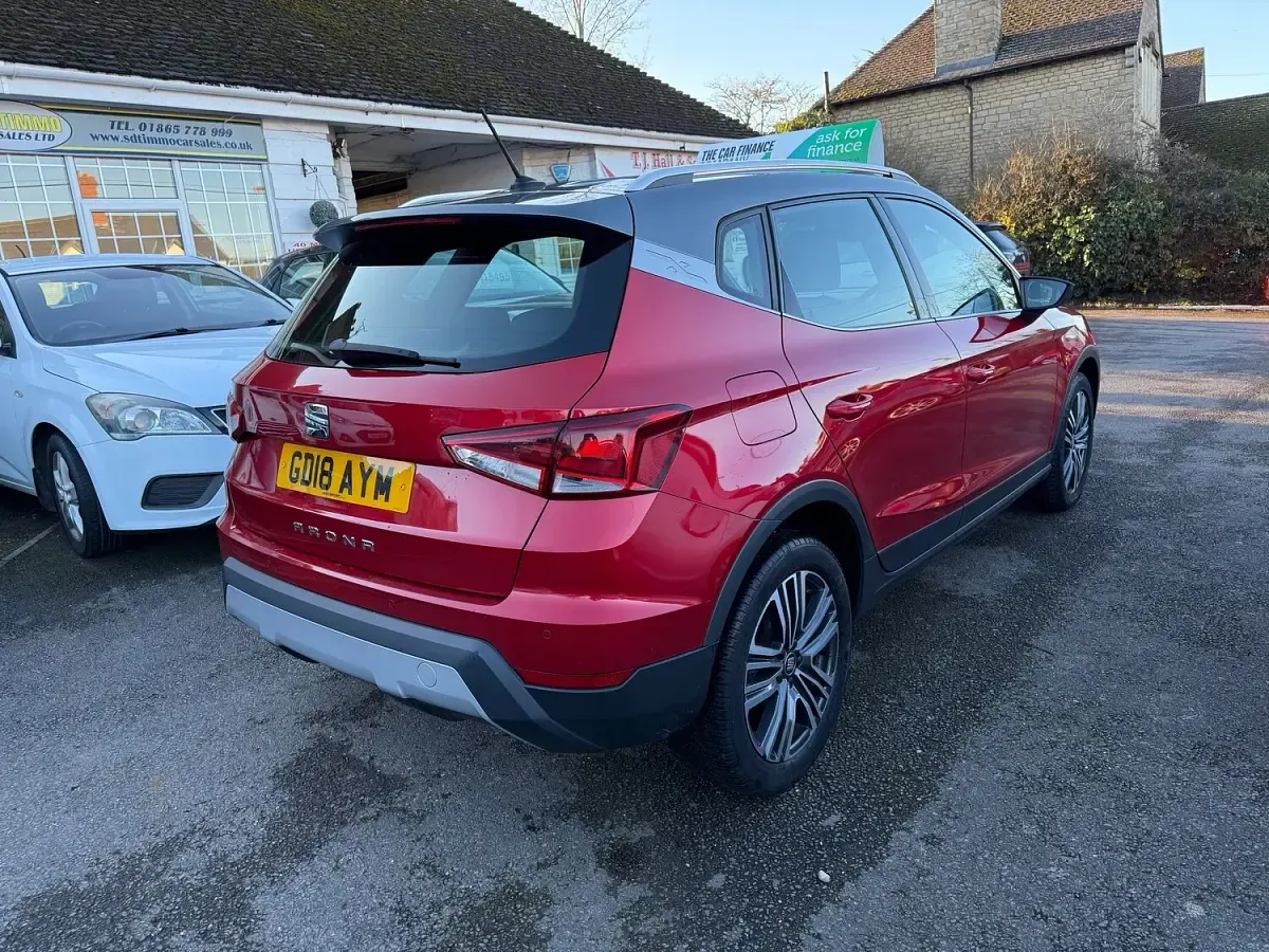 Used Seat Arona XCELLENCE 115 HP (84 kW) 2018 Red SUV