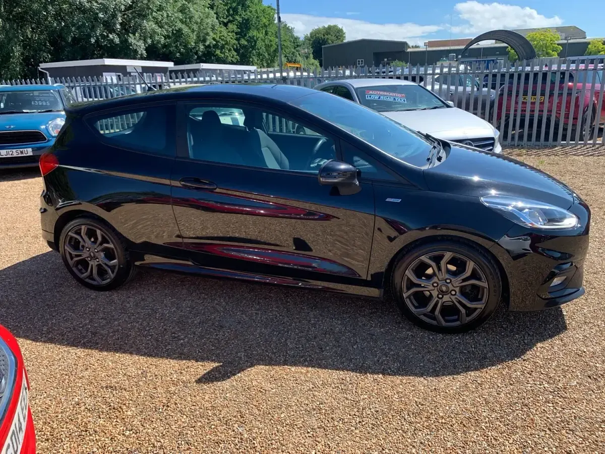 Used Ford Fiesta ST-Line 125 HP (91 kW) 2018 Black Hatchback