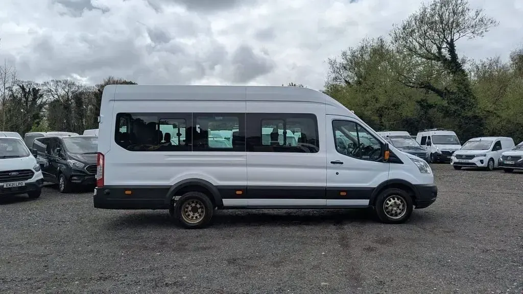 Used Ford Transit 125 HP (91 kW) 2015 White/white