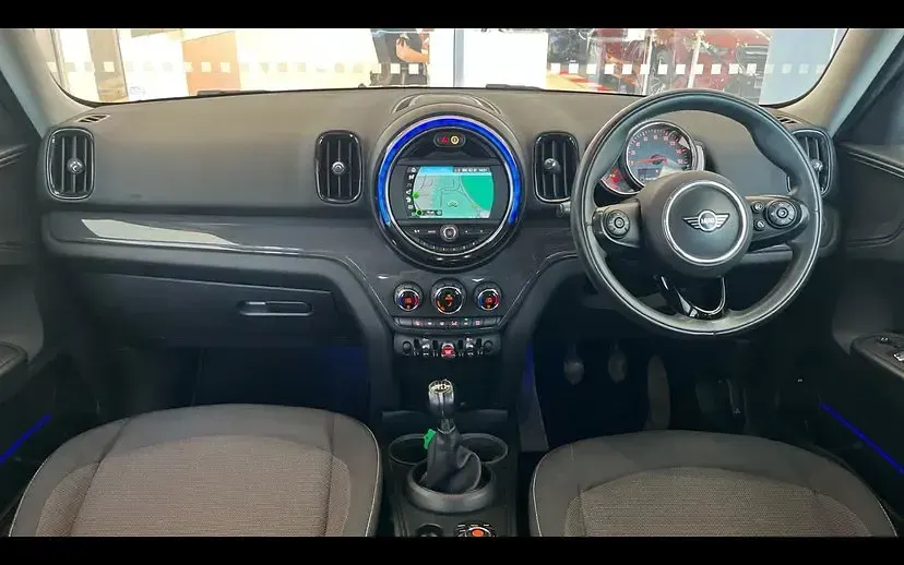 Used Mini Cooper Countryman 134 HP (98 kW) 2018 Silver SUV