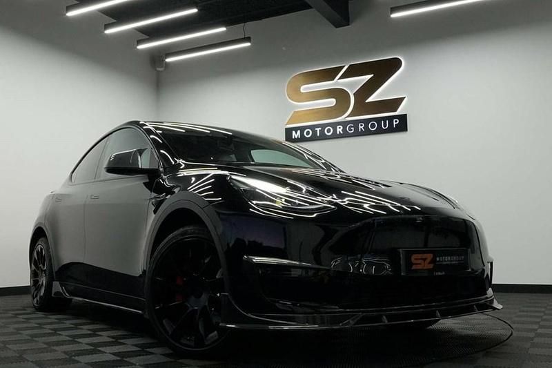 Used 2022 Tesla Model Y Long Range AWD SUV | £27,495 (Expensive) - Image 1/1