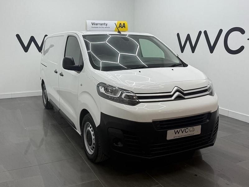 White Used 2021 Citroën Dispatch MPV | £6,995 (Good price) - Image 1/4