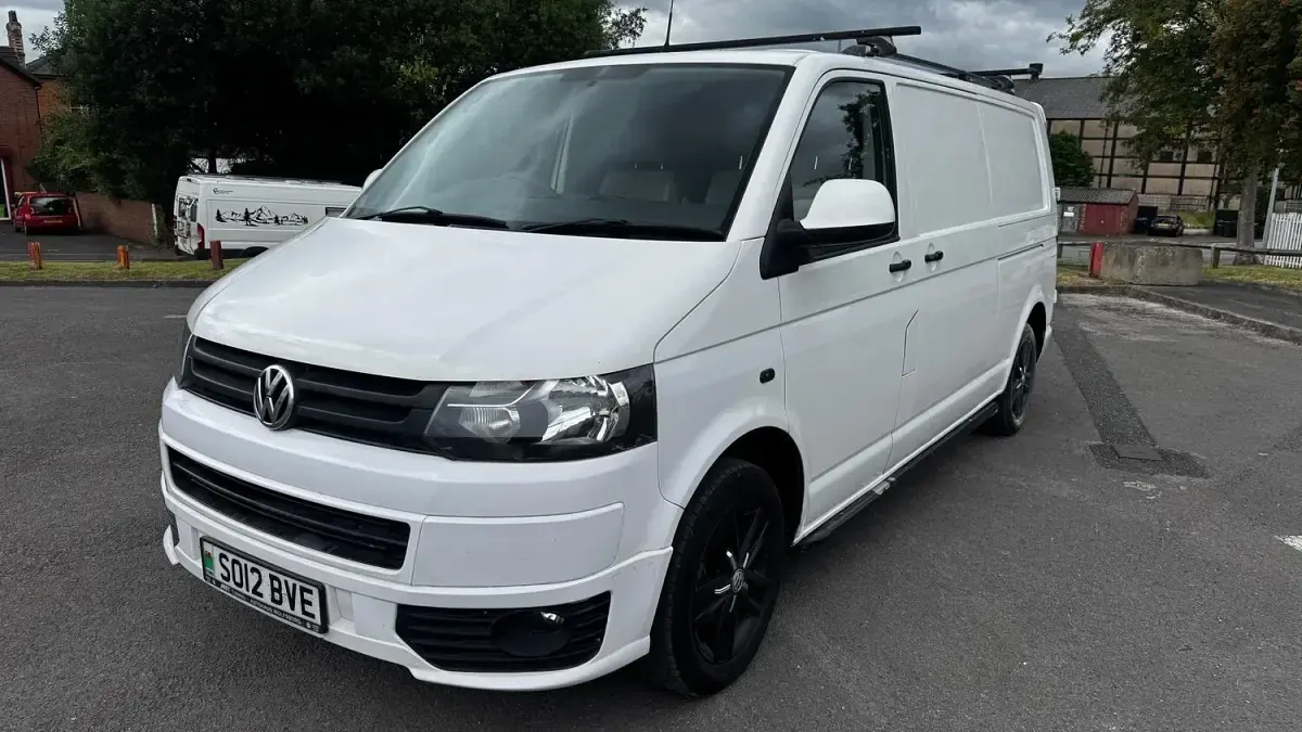Used VW T5 102 HP (75 kW) 2012 White Van