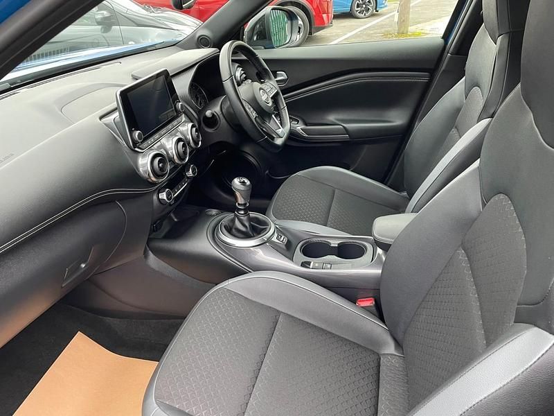 Used Nissan Juke N-Connecta 2023 Blue SUV