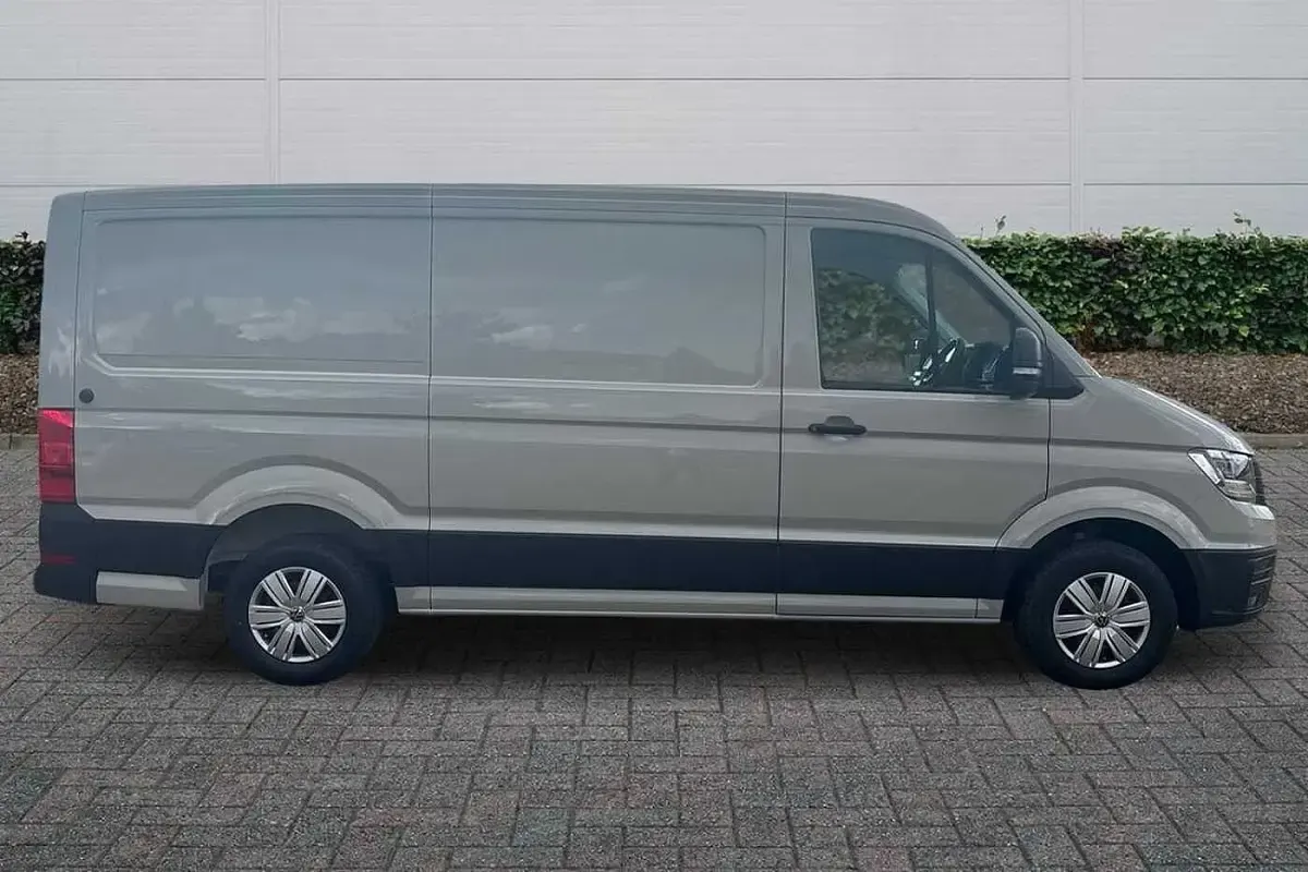 Used VW Crafter 140 HP (102 kW) 2026 Ascot grey Van