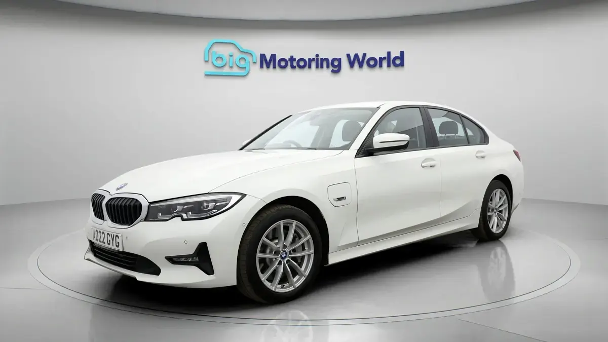 Used BMW 330 288 HP (211 kW) 2022 Sedan