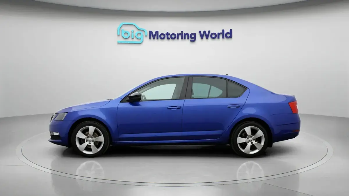Używany Skoda Octavia SE Drive 148 KM (108 kW) 2020 Niebieski Hatchback