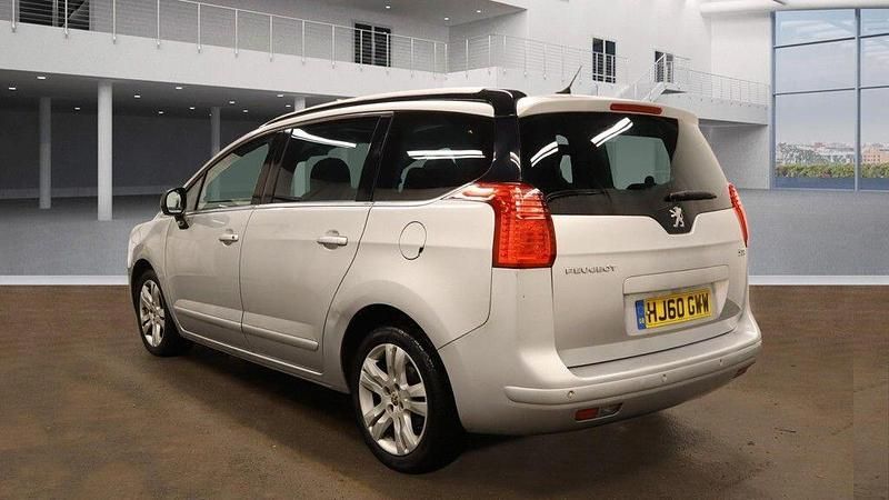 Used Peugeot 5008 2010 Silver MPV