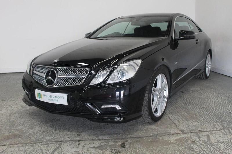 Used Mercedes E250 2011 Black Coupe