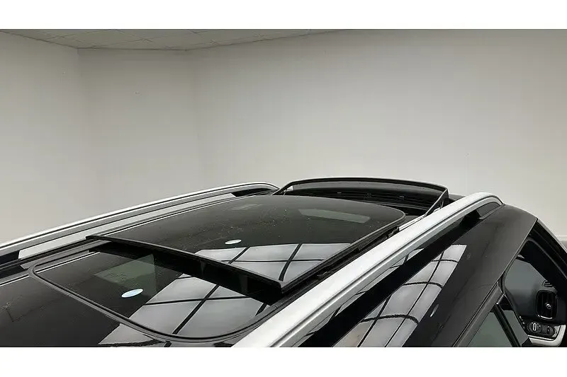Used Mini Cooper Countryman Exclusive 2023 Enigmatic black SUV