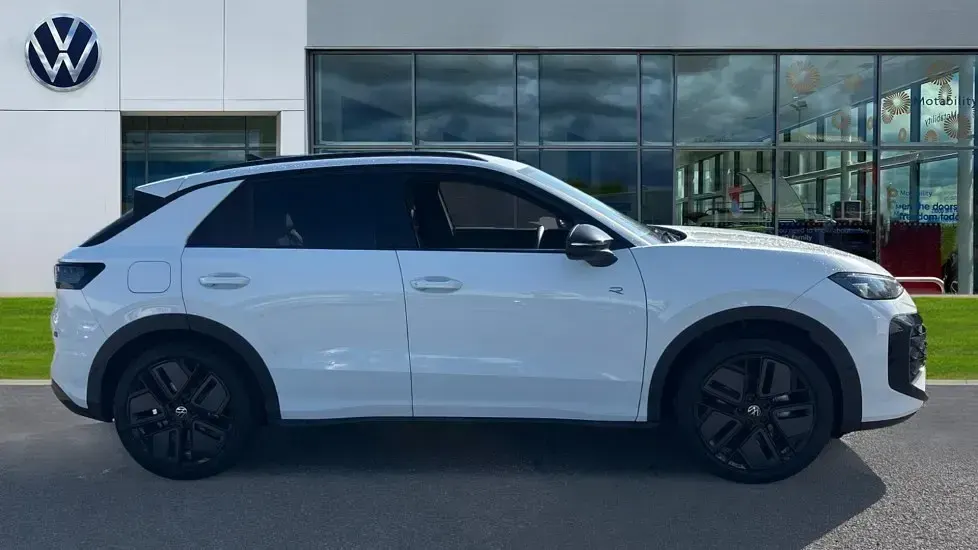 Used VW T-Roc R-line 150 HP (110 kW) 2026 Solid  pure white SUV