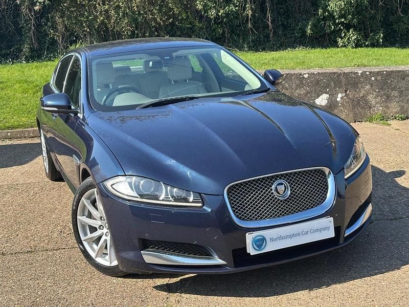 Used Jaguar XF Premium Luxury 200 HP (147 kW) 2013 Blue Sedan