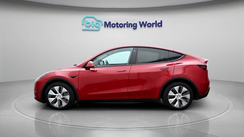 Used Tesla Model Y Long Range AWD 378 kW (514 HP) 2022 Red SUV