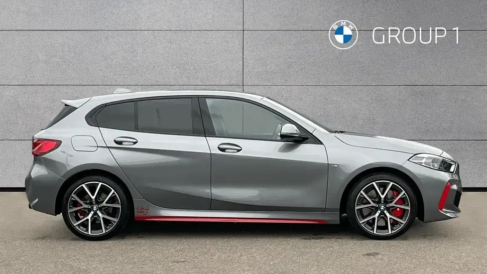 Usado BMW 128 Comfort Edition 265 CV (194 kW) 2024 Gris Utilitario