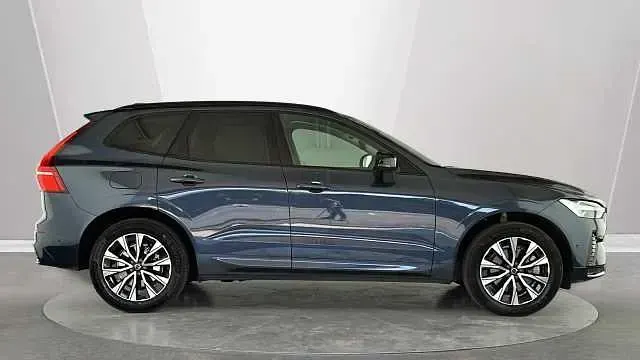 Usado Volvo XC60 Plus 247 HP (181 kW) 2025 SUV