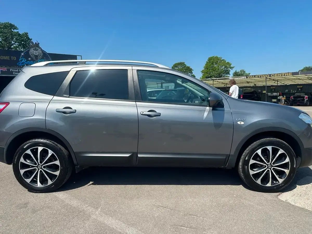 Used Nissan Qashqai Tekna 2013 Grey SUV