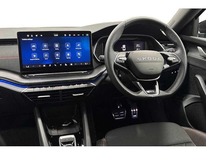 Used Skoda Octavia vRS 195 HP (143 kW) 2025 Race blue metallic Hatchback