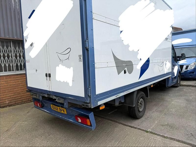 Used Nissan NV400 SE 130 HP (95 kW) 2018 Blue Van