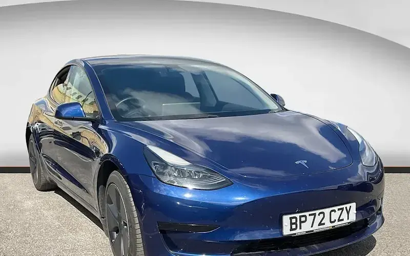 Used Tesla Model 3 Standard Range 180 kW (245 HP) 2023 Sedan
