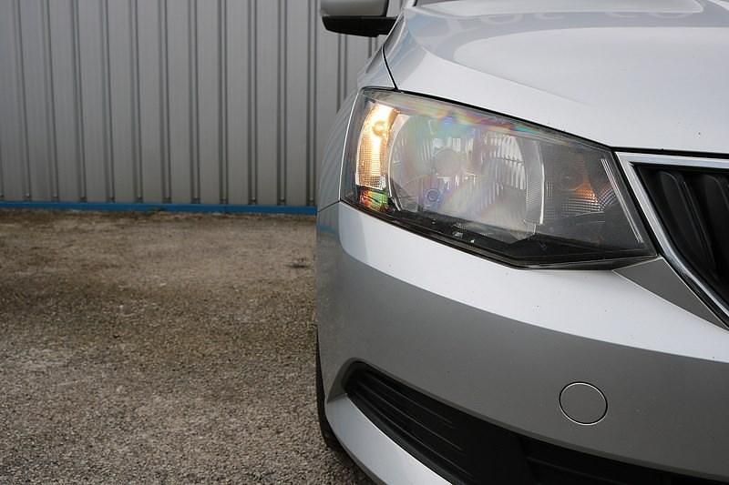 Used Skoda Fabia SE 2015 Silver Hatchback