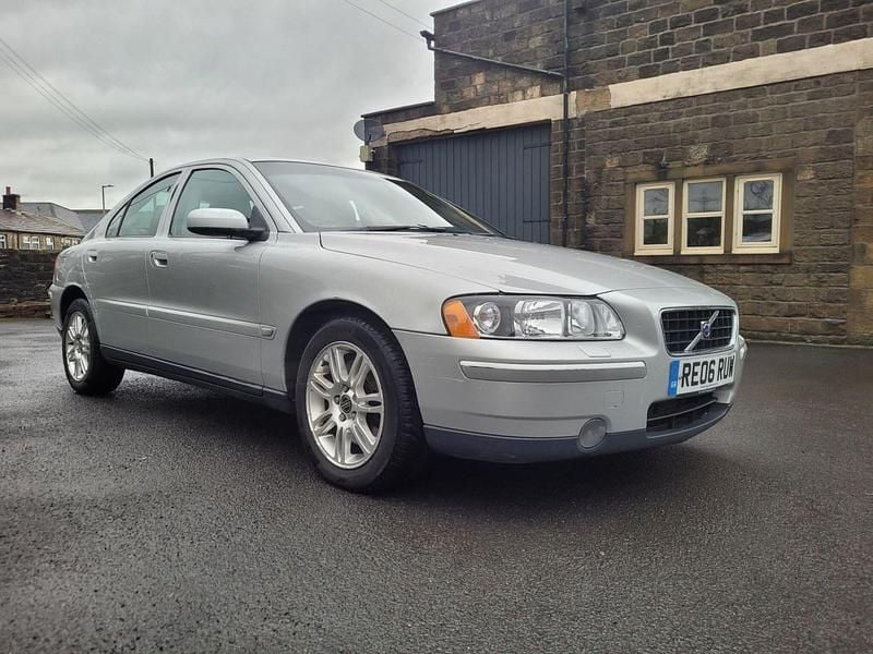 Silver Used 2006 Volvo S60 Sedan | £1,495 - Image 1/4