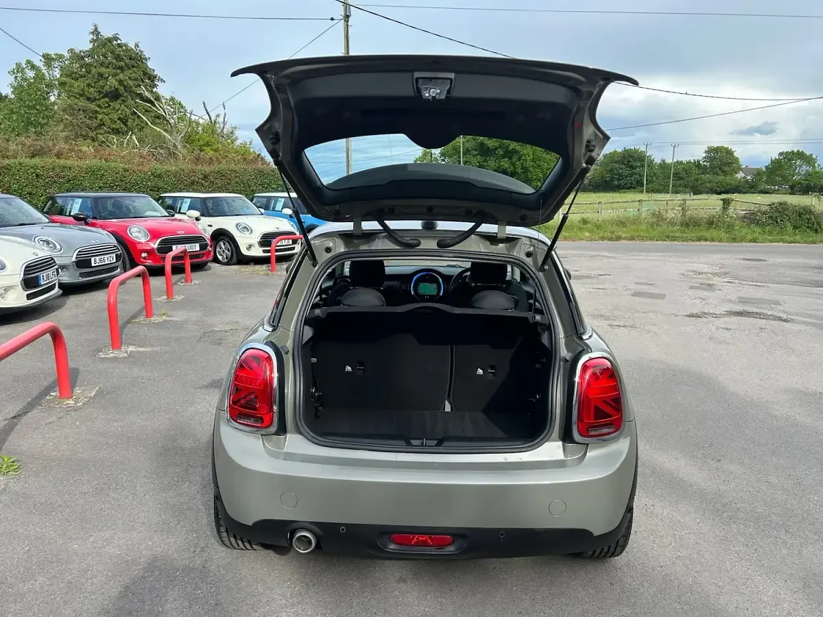 Used Mini Cooper Chili 2018 Grey Hatchback
