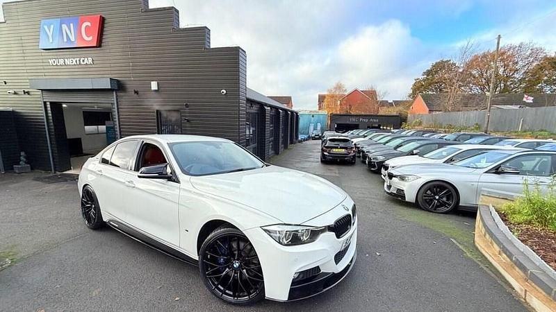 White Used 2018 BMW 330e M Sport Sedan | £14,991 (Fair price) - Image 1/2