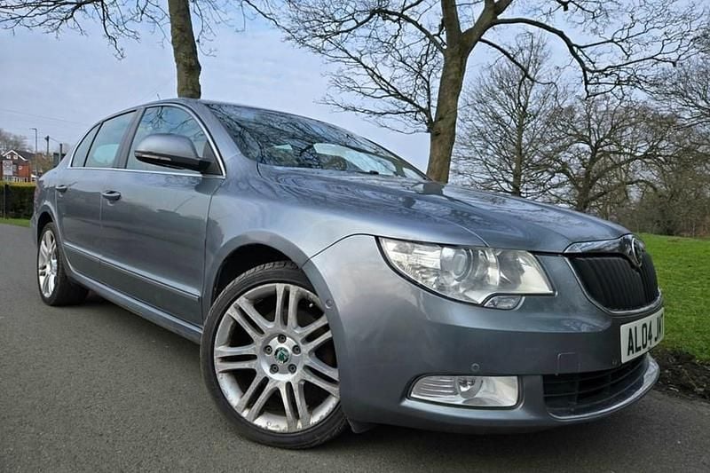 Grey Used 2009 Skoda Superb Elegance Hatchback | £1,495 (Fair price) - Image 1/1