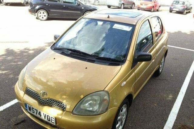 Used Toyota Yaris 2000 Hatchback