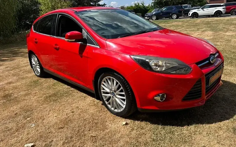 Used Ford Focus Zetec 101 HP (74 kW) 2014 Hatchback