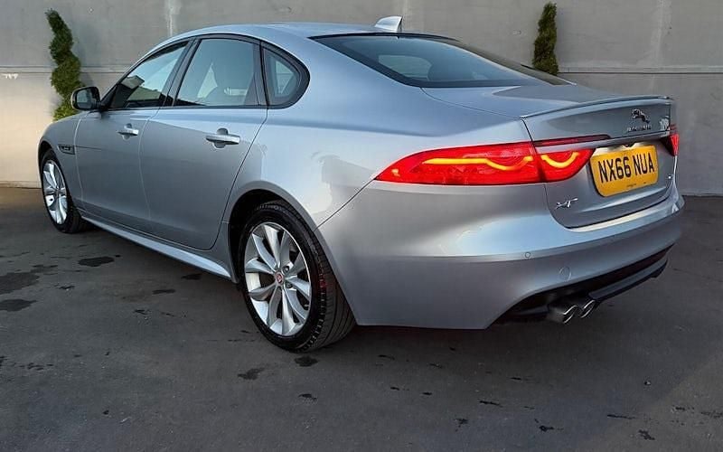 Used Jaguar XF R-Sport 179 HP (131 kW) 2020 Sedan