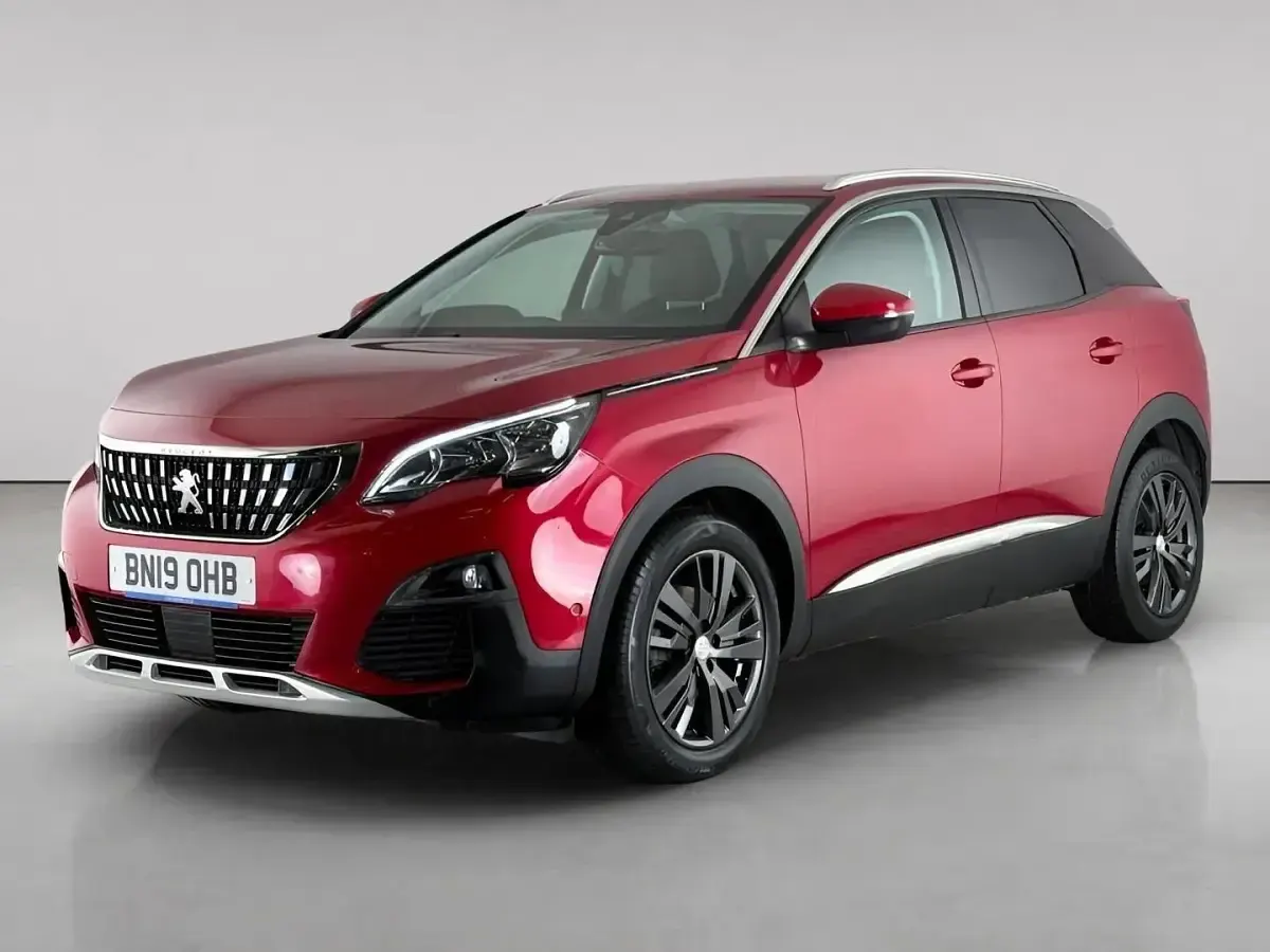 Used Peugeot 3008 Allure 130 HP (95 kW) 2019 Red SUV
