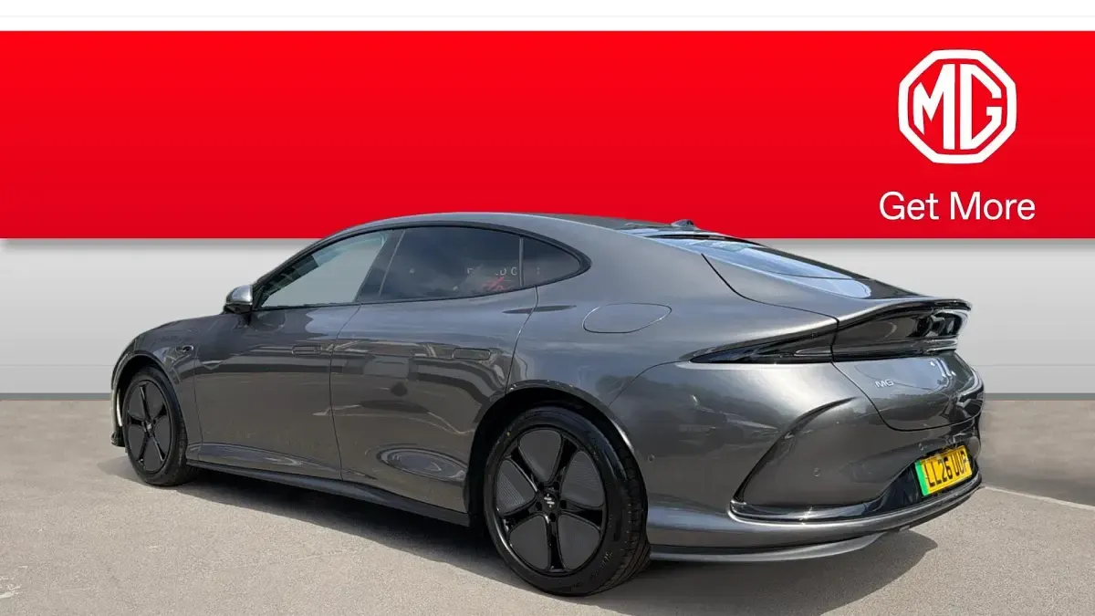 New MG IM5 299 kW (407 HP) 2026 Metallic  rembrandt grey Hatchback