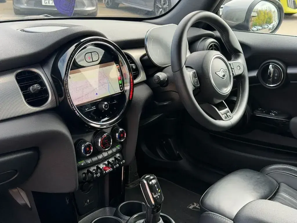 Used Mini Cooper Exclusive 2023 Blue/black Hatchback