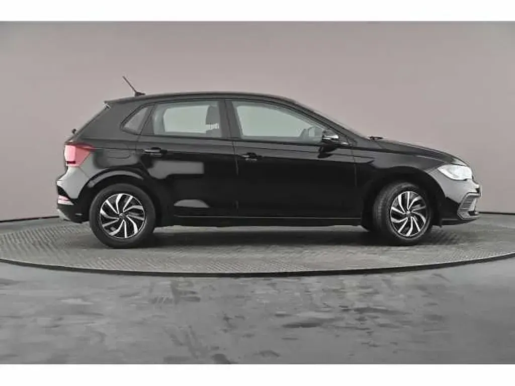 Used VW Polo Life 95 HP (69 kW) 2025 Black Hatchback