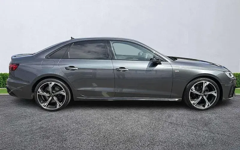 Used Audi A4 Black Edition 150 HP (110 kW) 2024 Grey Sedan