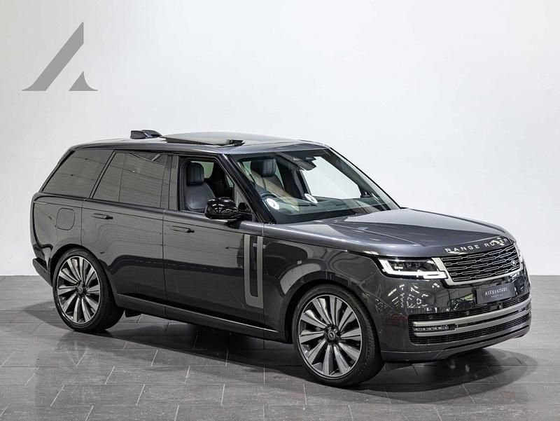 Grey Used 2024 Land Rover Range Rover HSE SUV | £87,895 (Fair price) - Image 1/4