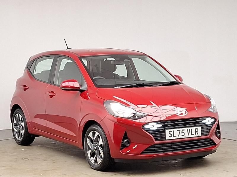 New Hyundai i10 Advanced 63 HP (46 kW) 2025 Red Hatchback