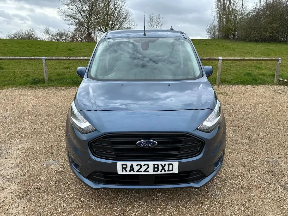 Used Ford Transit Connect Limited 120 HP (88 kW) 2022 Blue MPV